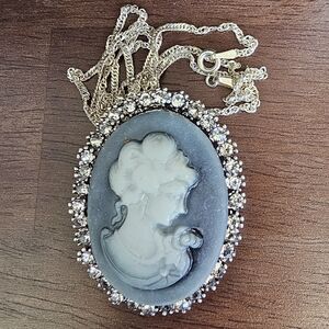 22 IN Sterling Silver Necklace and Brooch Pendant